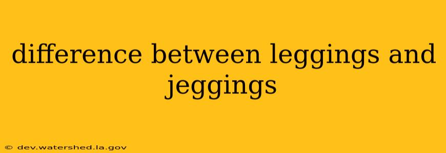 difference between leggings and jeggings
